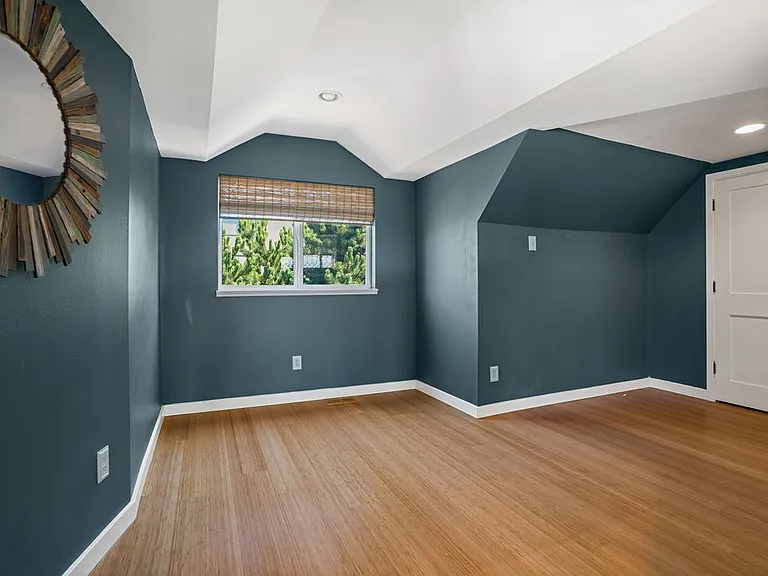 545 Holly Dr — Photo 40