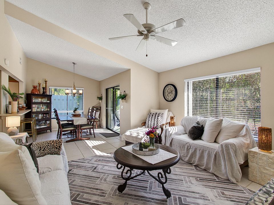 1st image of 1406 Maplewood Drive