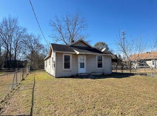 3975 Youngstown St, Beaumont, TX 77703