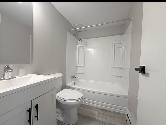 4th image of 9108 127th Ave NW #102