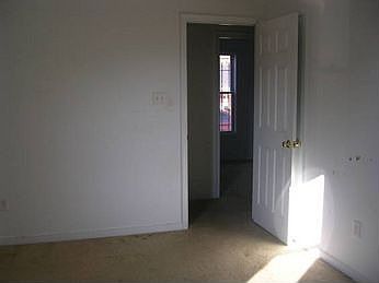 5th image of 3612 Lynhaven Ave