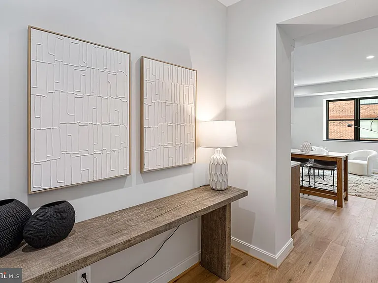 2525 Pennsylvania Ave NW #303 — Photo 7
