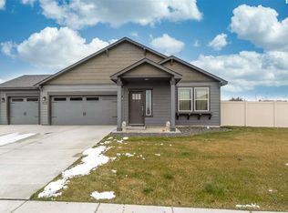 2960 S Dawes Pl, Kennewick, WA 99336