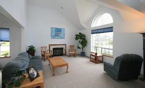 2nd image of 3701 46th Ave NE