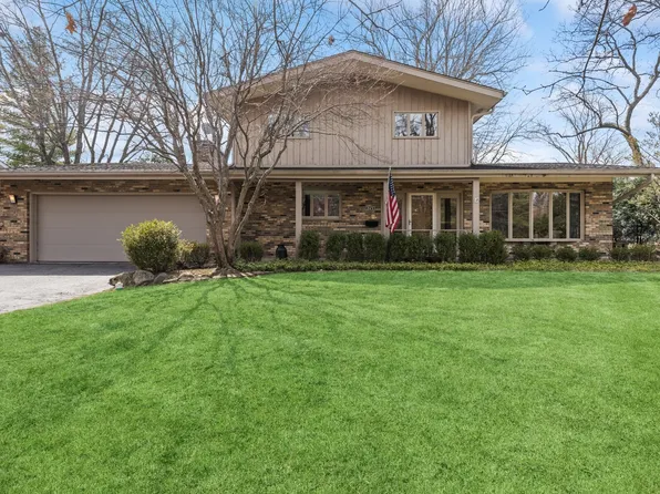 243 W Blodgett Ave, Lake Bluff, IL 60044