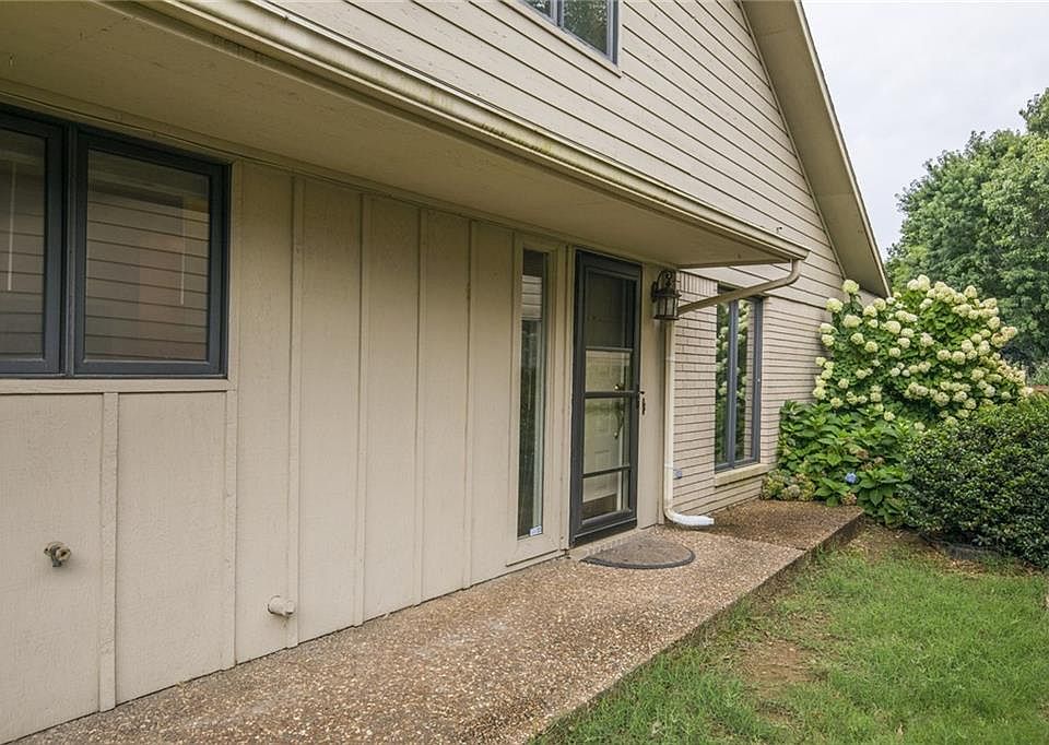 1st image of 3441 N Wingate Dr
