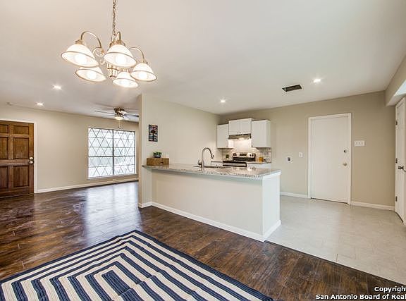 3rd image of 5859 Laurel Valley Dr