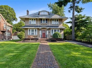 156 Windemere Rd, Rochester, NY 14610