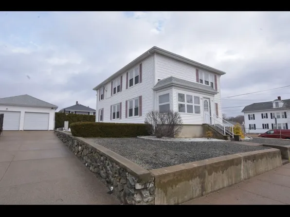 172 Carnation St Floor 1, Woonsocket, RI 02895