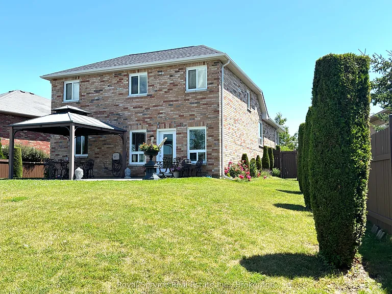 1221 Ashland Dr — Photo 33