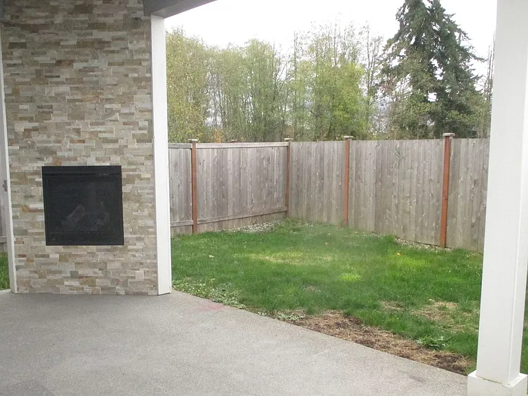 7902 161st St E — Photo 20