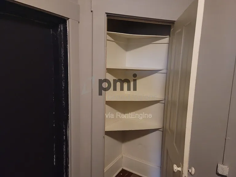 601 Monroe Ave #8 — Photo 13