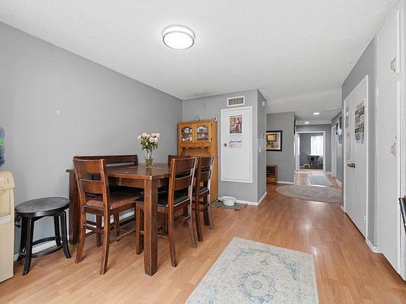 5th image of 409 Prather Pl