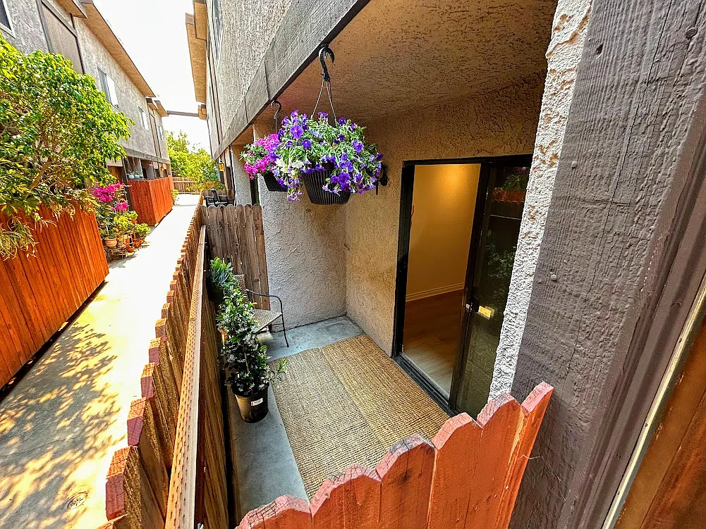 5445 Corteen Place — Photo 4