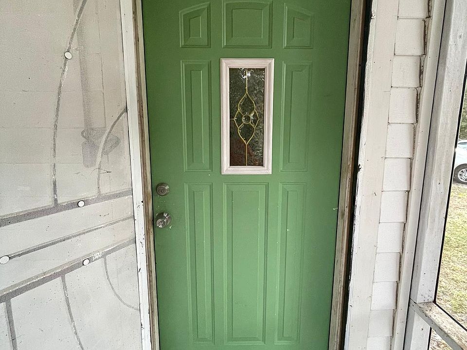 1st image of 2828 Cherokee Cir E