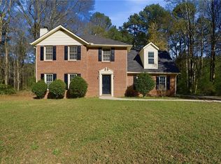 40 Lake Ct, Stockbridge, GA 30281