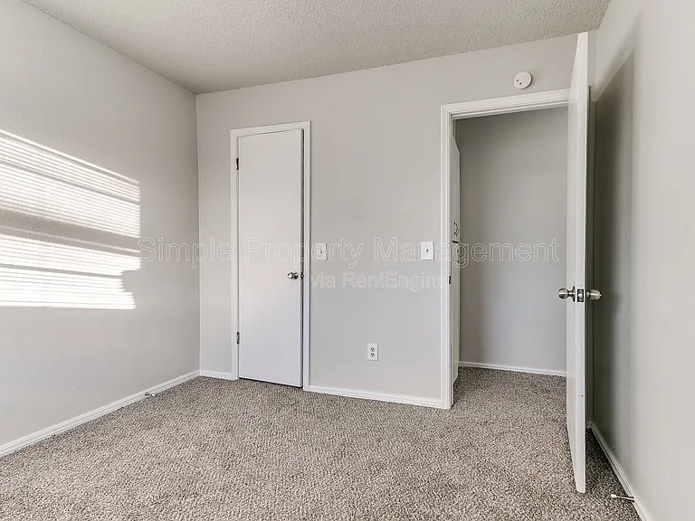 8510 Candlewood Dr — Photo 21