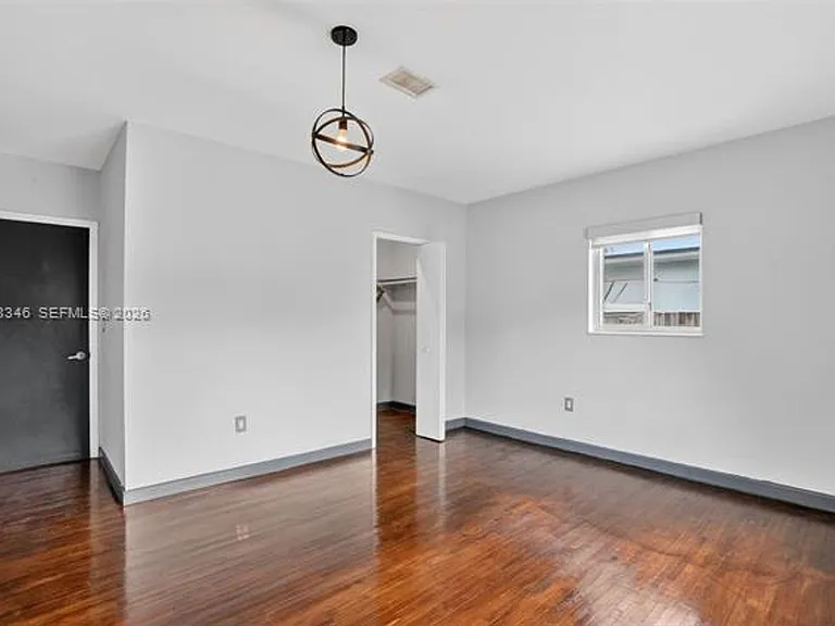 425 NE 114th St #0 — Photo 33