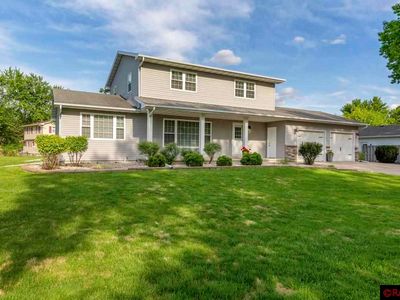 105 Thro Ave, Mankato, MN, 56001