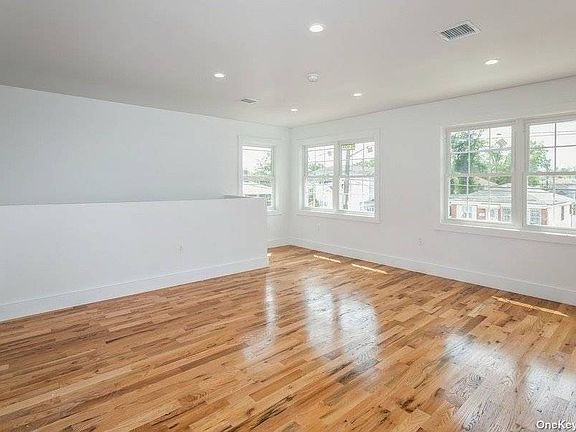 5th image of 174-41 125th Ave #100