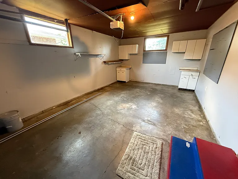 234 Lincoln St — Photo 20