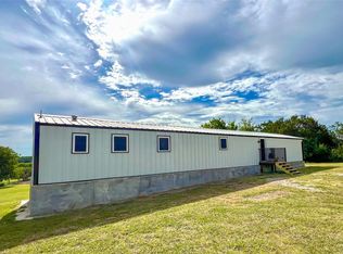 901 Ridge Dr S, Cleburne, TX 76033