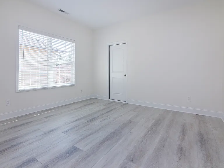 2231 Eversham Dr NW — Photo 11