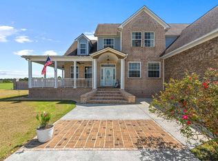 112 Cherry Grove Dr, Richlands, NC 28574