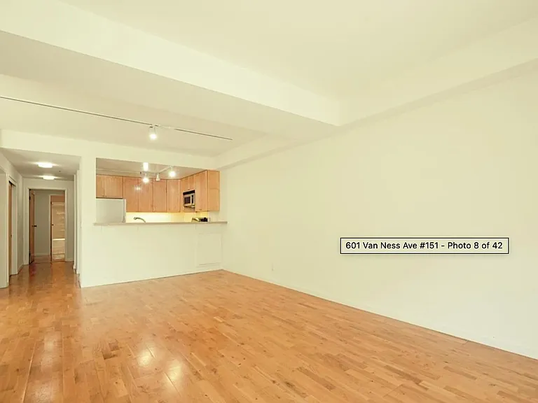 601 Van Ness Ave #151 — Photo 12