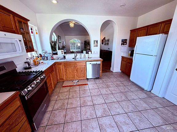 4th image of 2087 S Gull Cove Ave