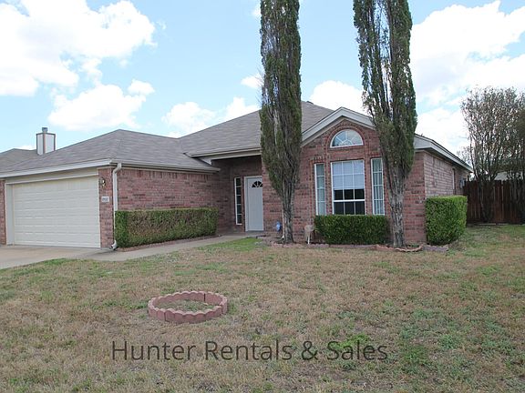 2nd image of 3910 Littlerock Dr
