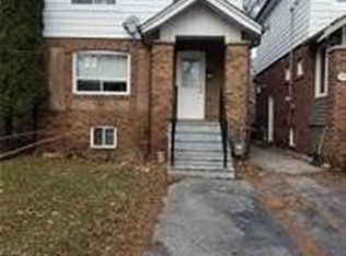 140 Mortimer Ave, Toronto, ON M4K 2A4
