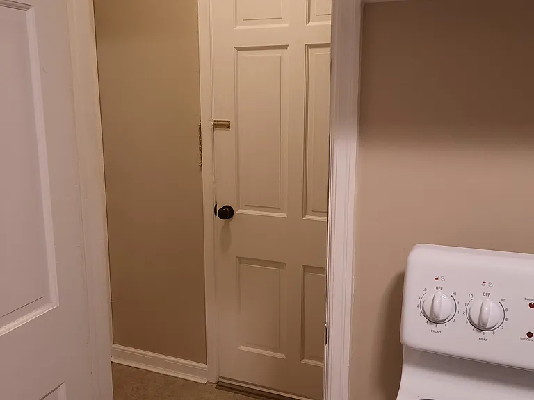 1339 Highland Dr — Photo 13