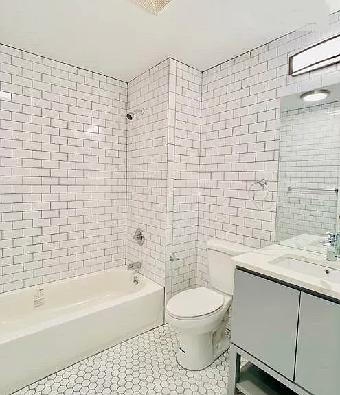 346 Stanhope St #2 — Photo 5