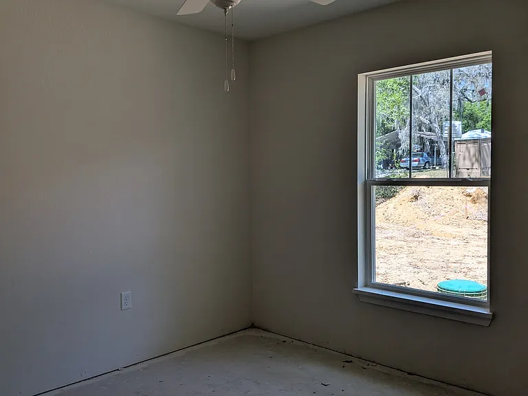 1640 W Saint Elizabeth Pl — Photo 8