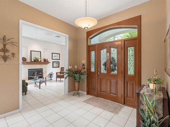 3rd image of 3755 Lancewood Dr