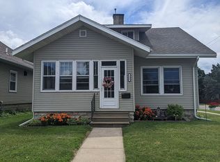 1227 W 5th St, Winona, MN 55987