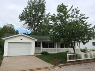 5306 Smith St, Russellville, MO 65074