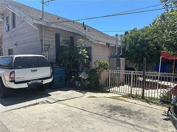 4th image of 927 W 48th St