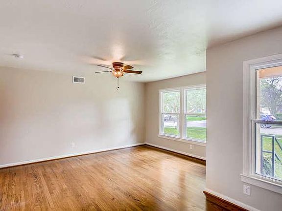 2nd image of 2809 Tolosa Dr
