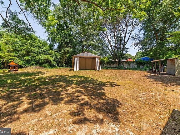 3rd image of 25288 Nanticoke Circle Dr