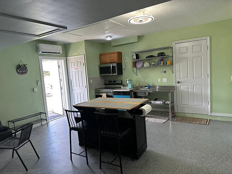 3131 Spikey Way #B — Photo 32