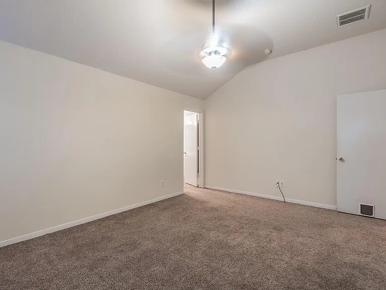 5007 Oak Stand Ct — Photo 25