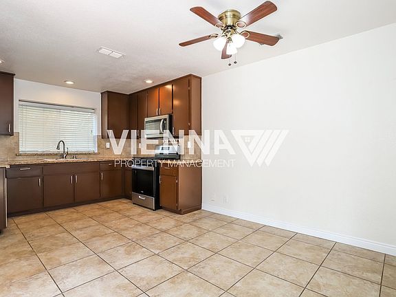 5th image of 1741 Richard Ct