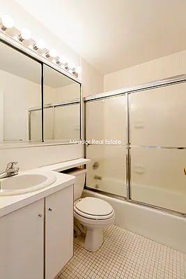 Rented by Mirador Real Estate | media 37