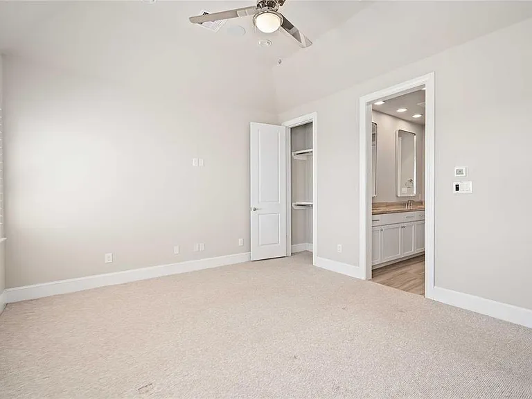 9658 Knight Rd — Photo 15