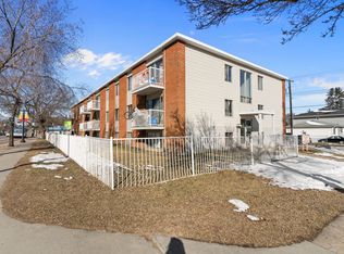 11804 49th St NW, Edmonton, AB T5W2Z8