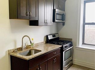 3285 33rd St APT E5, Astoria, NY 11106
