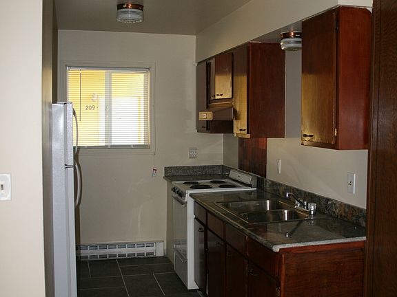 Photos of model unit. Please schedule a visit to view actua