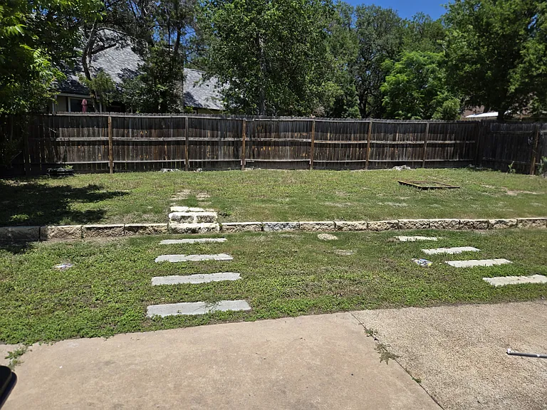 Teaberry Dr — Photo 6
